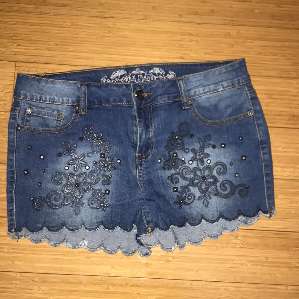Wax Jeans Denim Short Scalloped Hem Embellished